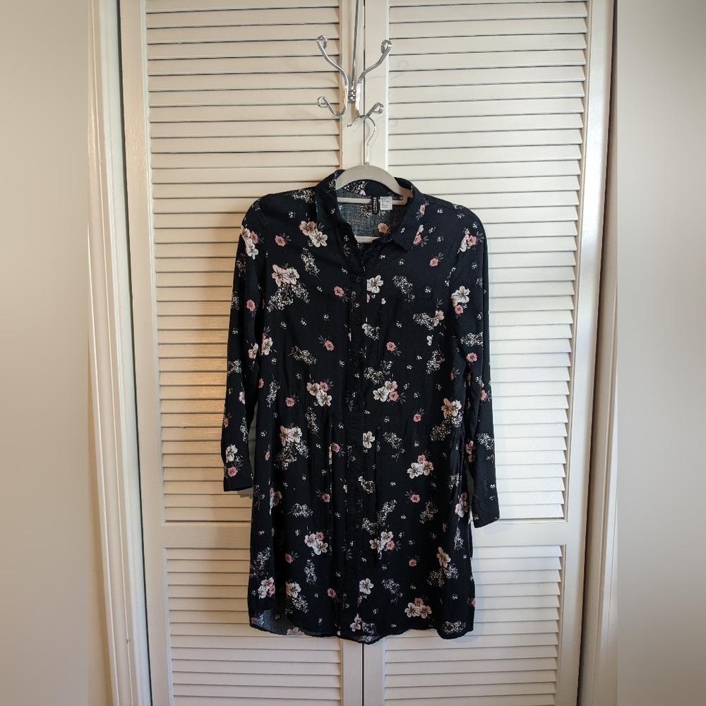 Black floral print shirt dress